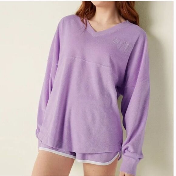 Victorias Secret Pink Varsity Terry Cloth V Neck Oversized Pullover petal purple - Picture 4 of 8